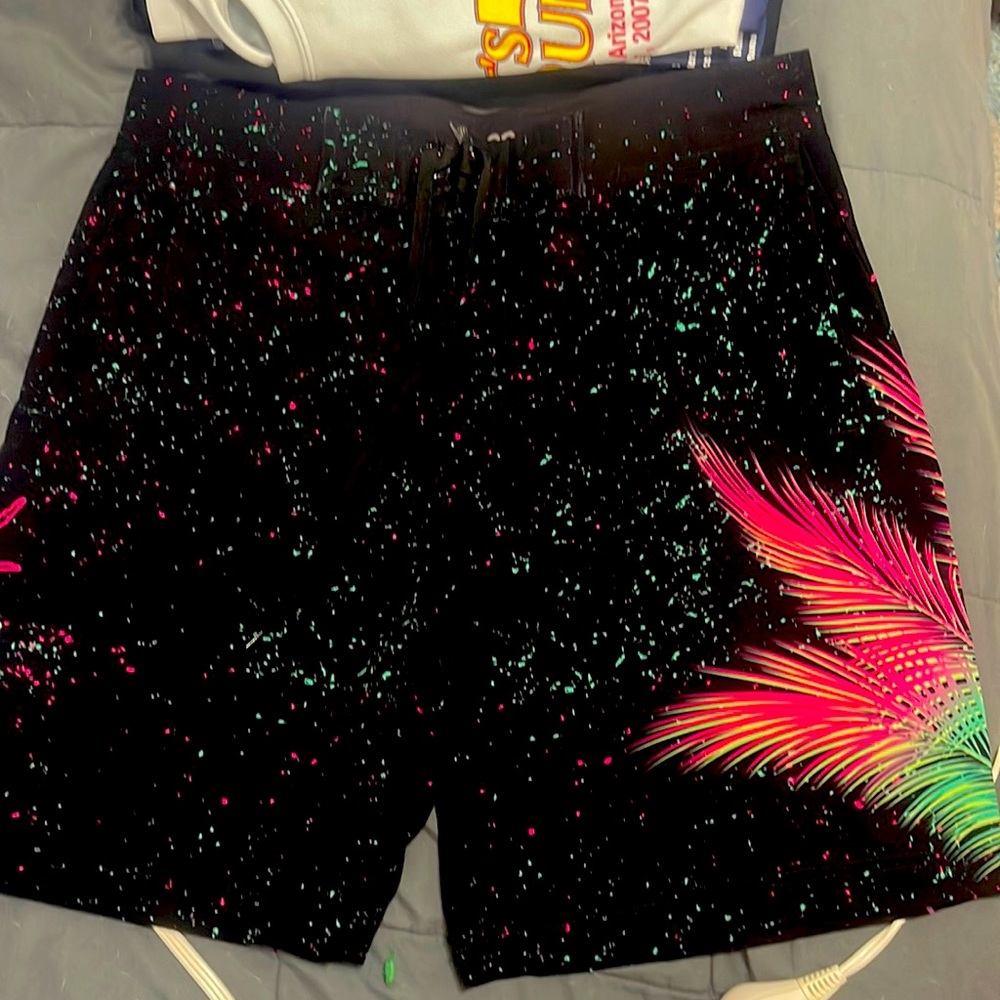 SHREDDY swim trunks size 30